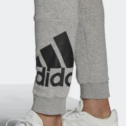 Adidas Sweatpants Essentials Fleece Tapered - Medium Grey Heather/Black 9 Adidas Sweatpants Essentials Fleece Tapered - Medium Grey Heather/Black -Track Fit Wear Sales b27e63d7e3a3